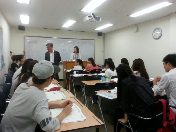 Top 8 trung tâm dạy tiếng Hàn Quốc tốt nhất Hà Nội