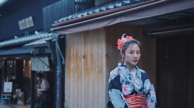 Những hình ảnh clip Văn Mai Hương tận hưởng du lịch Nhật bản
