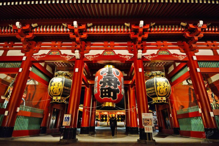 khám phá biểu tượng thiên liêng của tokyo – đền cổ asakusa kannon nhật bản