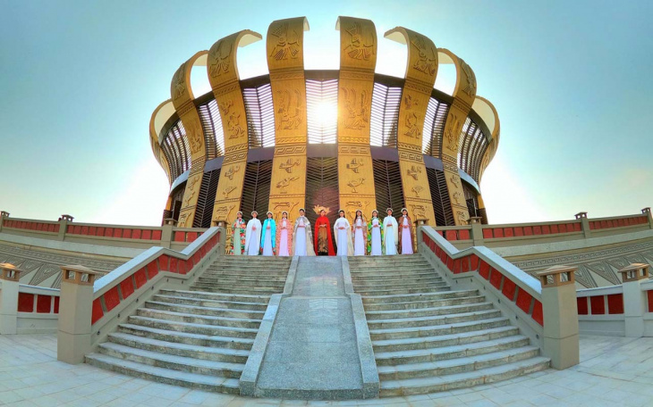 đền thờ vua hùng tại cần thơ – điểm đến nổi bật năm 2022