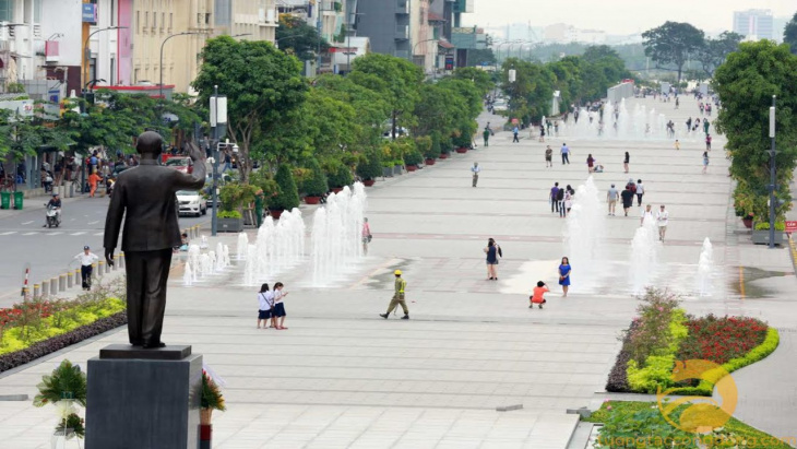 phố đi bộ nguyễn huệ – điểm ăn chơi hot nhất sài gòn (2022)