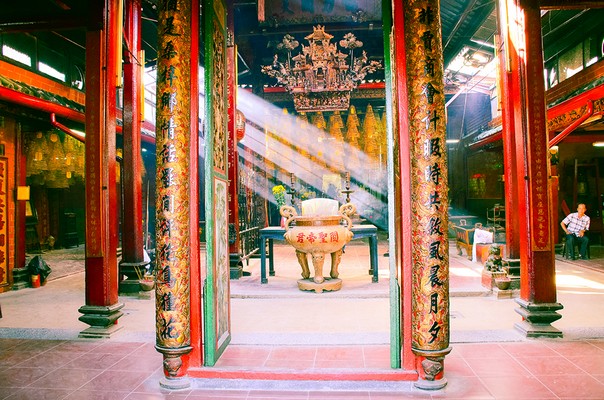 chùa ông cần thơ – địa điểm check-in đậm chất trung hoa (2022)