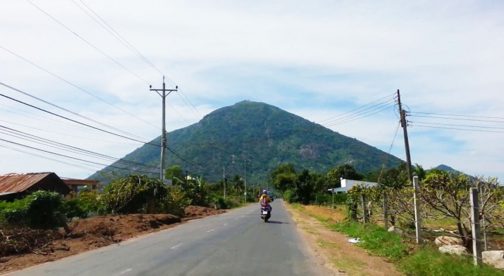 Núi Bà Đen Tây Ninh – Check in “nóc nhà Đông Nam Bộ” (2022)