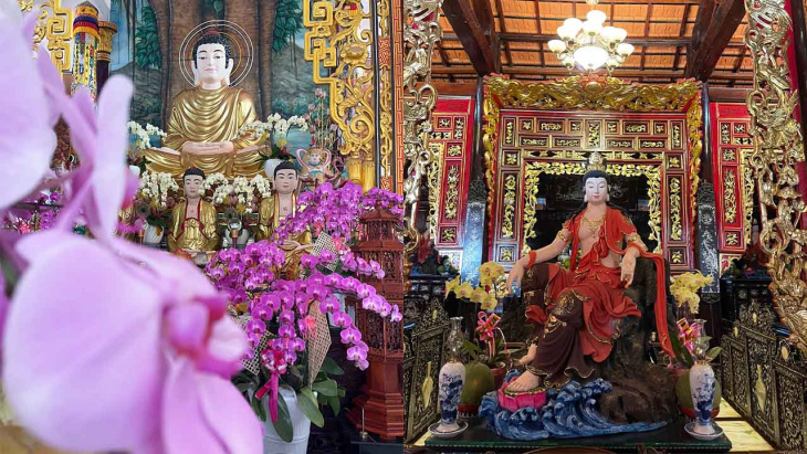 chùa vĩnh tràng – viếng ngôi chùa cổ lớn nhất tại tiền giang (2022)