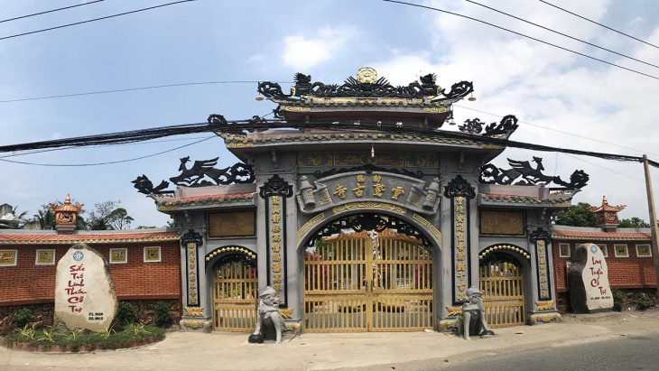 Chùa Linh Thứu – Check in ngôi chùa lâu đời nhất ở Tiền Giang (2022)