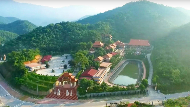 Yên Tử Quảng Ninh – Kinh nghiệm du lịch “đất thiêng” tiên cảnh (2022)