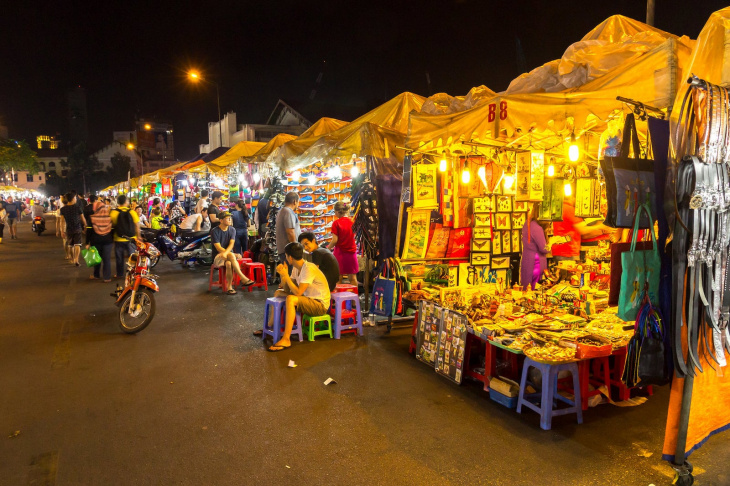 what souvenirs are best to buy in vietnam?