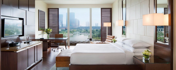 the best 5-star hotels in hanoi