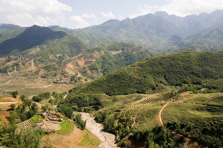 hoang lien son mountain range – northern vietnam