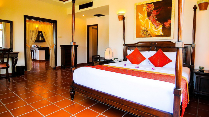 the best 5-star hotels in hoi an