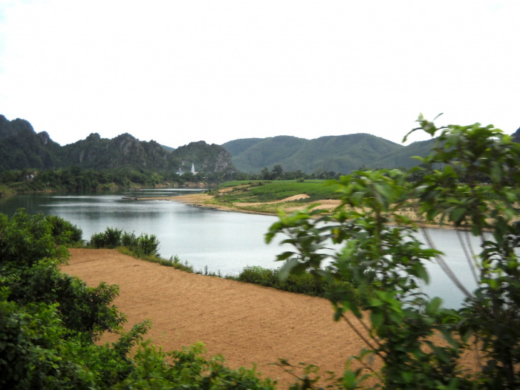Gianh River – Quang Binh Province