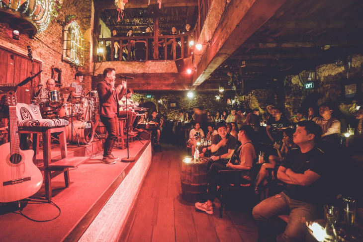 12 best bars in ho chi minh