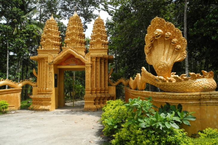 9 famous vietnamese buddhist pagodas