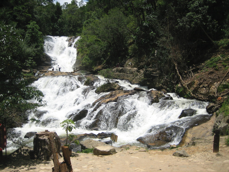 11 wonderful waterfalls by da lat