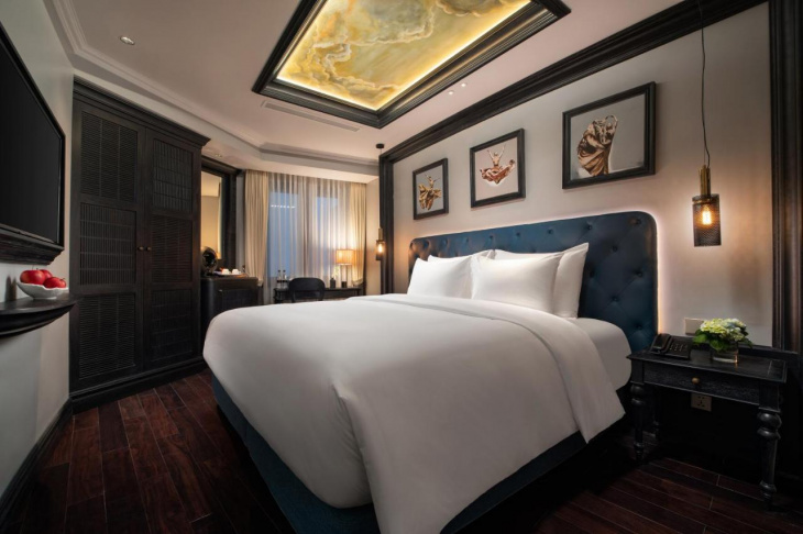 11 top hanoi old quarter hotels
