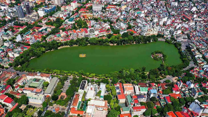 Hồ Gươm Hà Nội – Khám phá vẻ đẹp cổ kính giữa lòng thủ đô (2022)
