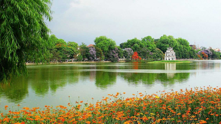 hồ gươm hà nội – khám phá vẻ đẹp cổ kính giữa lòng thủ đô (2022)