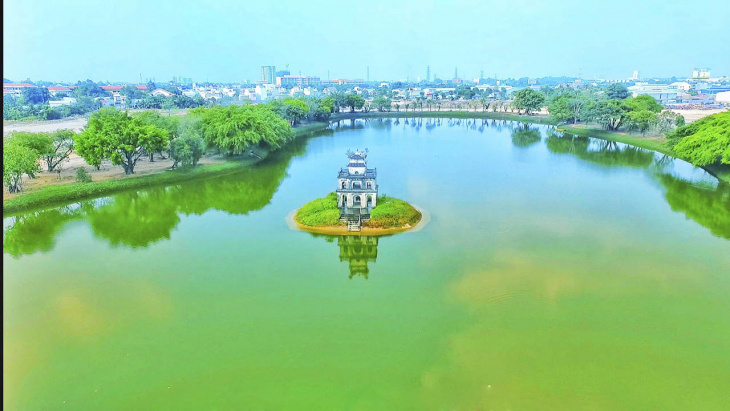 hồ gươm hà nội – khám phá vẻ đẹp cổ kính giữa lòng thủ đô (2022)