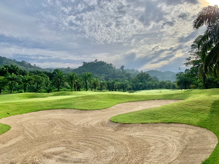 khám phá những sân golf tốt nhất phuket – điểm đến thiên đường cho các golfer