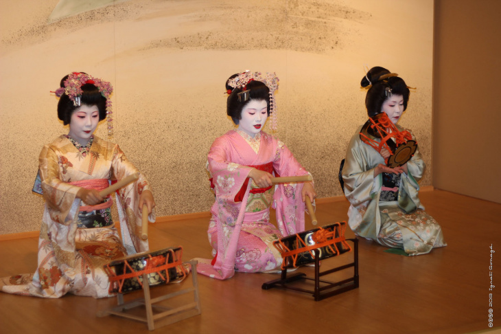 geisha và maiko - sự khác biệt của các nàng ca vũ kỹ nhật bản