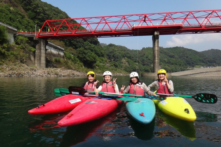 thử sức khám phá những hoạt động trên sông và biển khi đến tỉnh kochi
