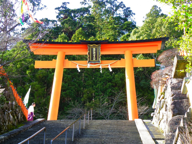 Những điều cần lưu ý khi đi lễ chùa, đền ở Nhật Bản