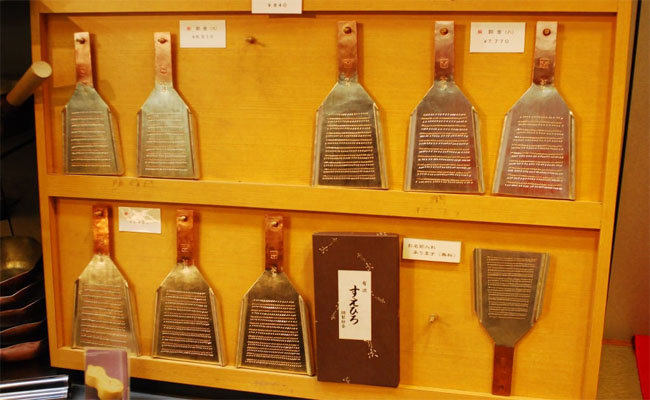 thưởng ngoạn cửa hàng dao 500 tuổi ở cố đô huyền thoại kyoto