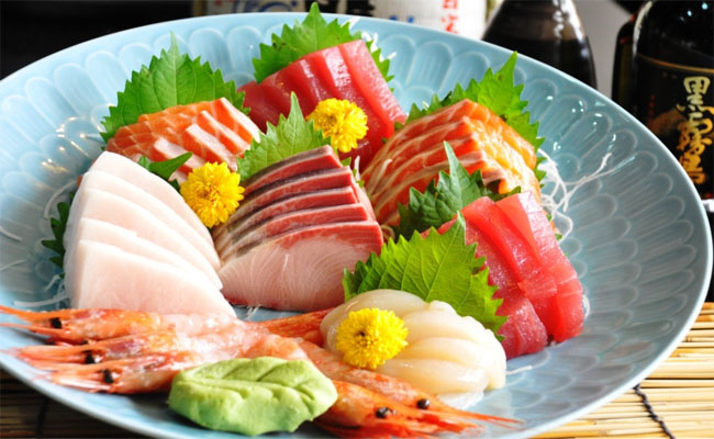 Sashimi sò huyết: vừa ăn vừa sợ với món khoái khẩu của Nhật Bản