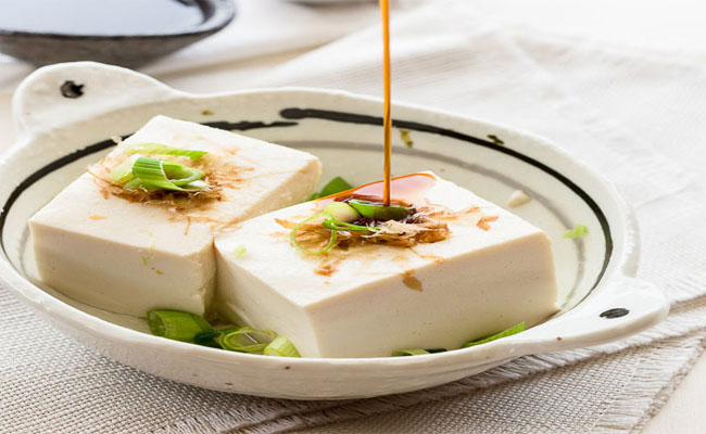 học cách giảm cân và thanh nhiệt với món tofu lạnh kiểu nhật