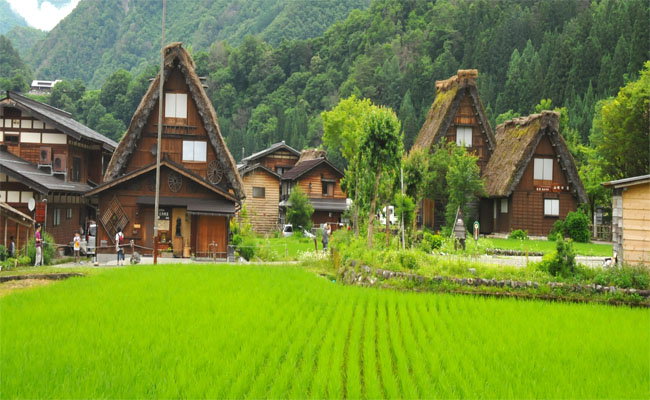 Khám phá những ngôi làng cổ Nhật Bản như bước ra từ truyện cổ tích