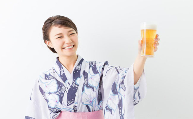 Những quy tắc cần tuân thủ khi “chén chú chén anh” ở Nhật Bản