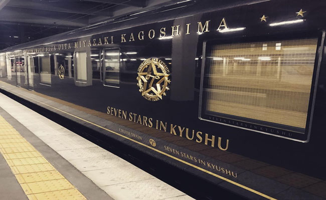 “lạc lối” với chuyến tàu lửa hạng sang bậc 7 sao kyushu railway ở nhật