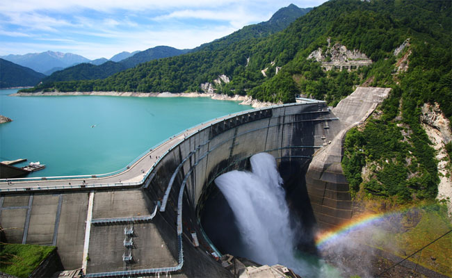 Thưởng ngoạn cảnh sắc hot bỏng tay Kurobe: Hồ thủy điện lớn nhất Nhật