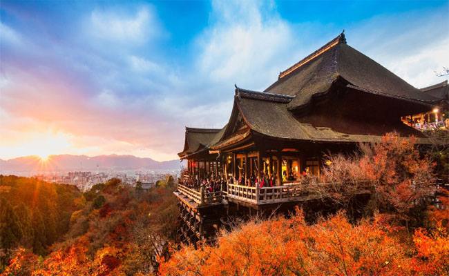 Tìm về vẻ bí ẩn của Kyoto – cố đô cổ kính nhất xứ sở hoa anh đào