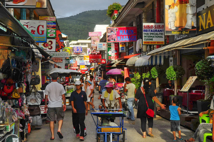 những khu chợ tại phuket