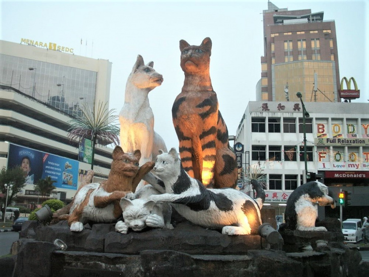 du lịch malaysia khám phá thành phố mèo