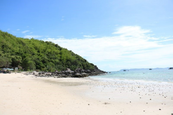 những bãi biển bí ẩn tại pattaya – du lịch thái lan