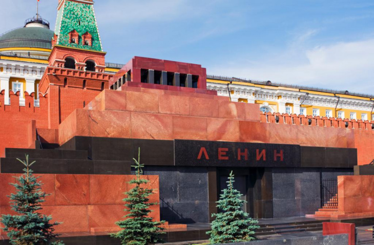 Viếng Thăm Lăng Lenin – Vị Lãnh Tụ Vĩ đại Của Nước Nga