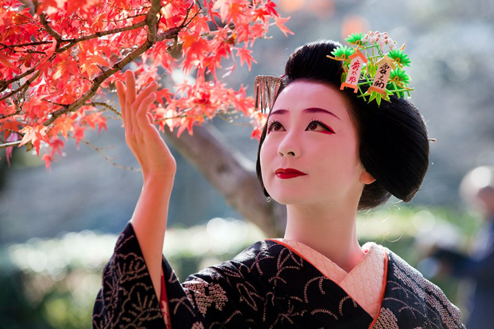 Đi du lịch Nhật Bản để xem Geisha biểu diễn