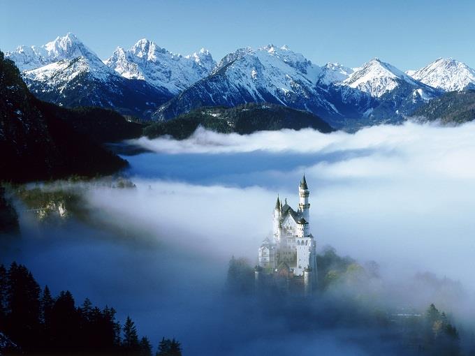khám phá lâu đài neuschwanstein nước đức khi đi du lịch châu âu