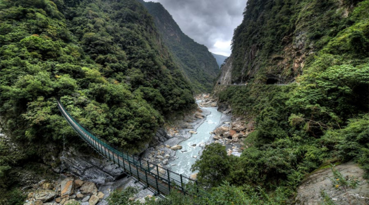 đi du lịch đài loan để ghé thăm vườn quốc gia taroko gorge