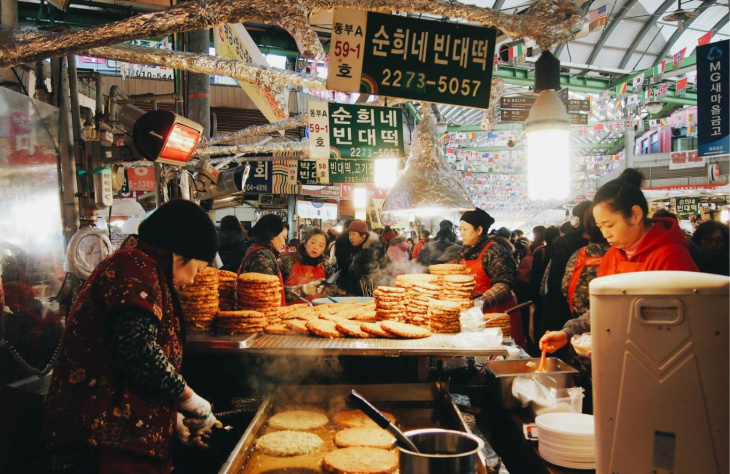 những khu chợ mang đậm văn hóa truyền thống hàn quốc