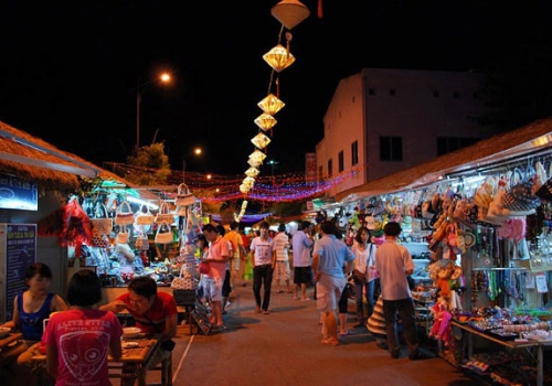Mua Sắm Và Thưởng Thức Những Món Ngon Tại Chợ đầm Nha Trang