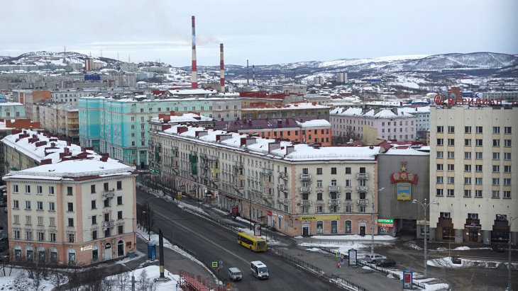 thành phố murmansk (nga) yên bình, cổ kính quanh năm tuyết phủ