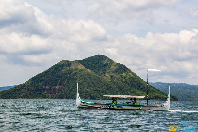 hành trình chinh phục núi lửa taal ở philippines trong 1 ngày
