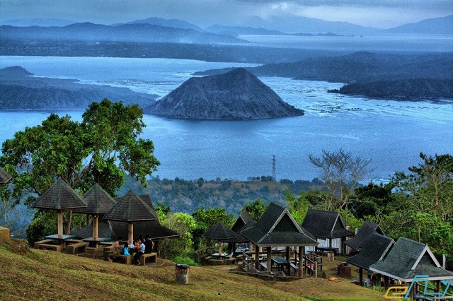 hành trình chinh phục núi lửa taal ở philippines trong 1 ngày