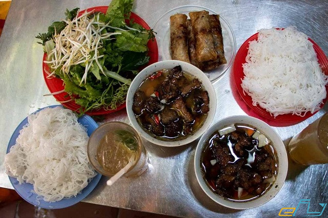 Những món ăn phải nếm thử khi đi du lịch Hà Nội