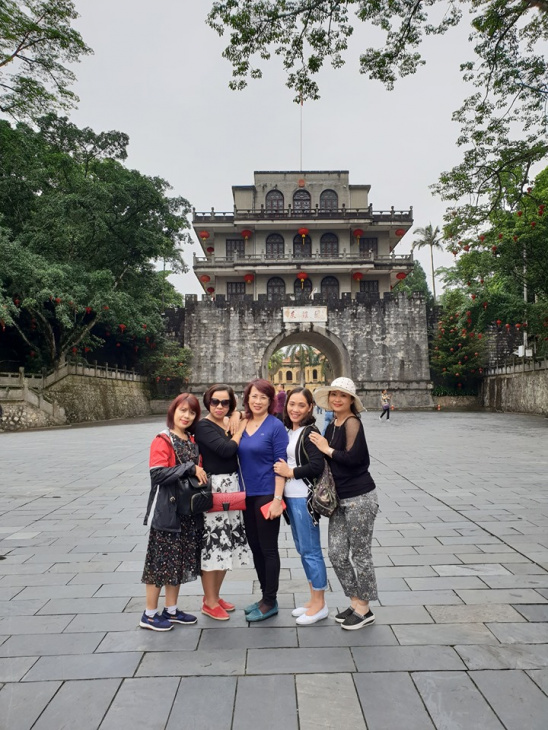 Những trải nghiệm thú vị trong 1 ngày khi đi du lịch Quý Châu, Trung Quốc