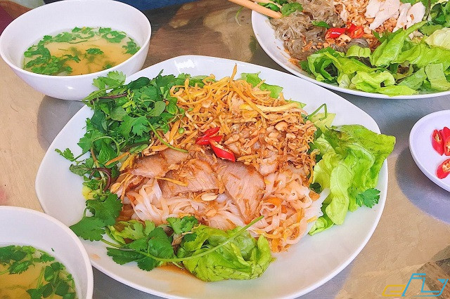 Điểm qua các món ăn ngon nức tiếng ở Lạng Sơn