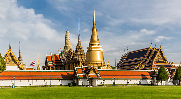 những ngôi chùa thiêng nhất bangkok khách du lịch thái lan không thể bỏ qua